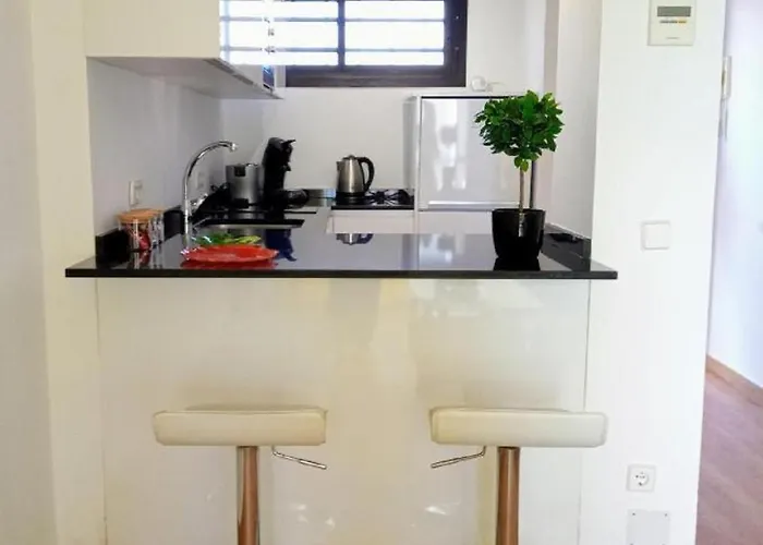 Neptuno 2 Bedroom, Center With Sea View